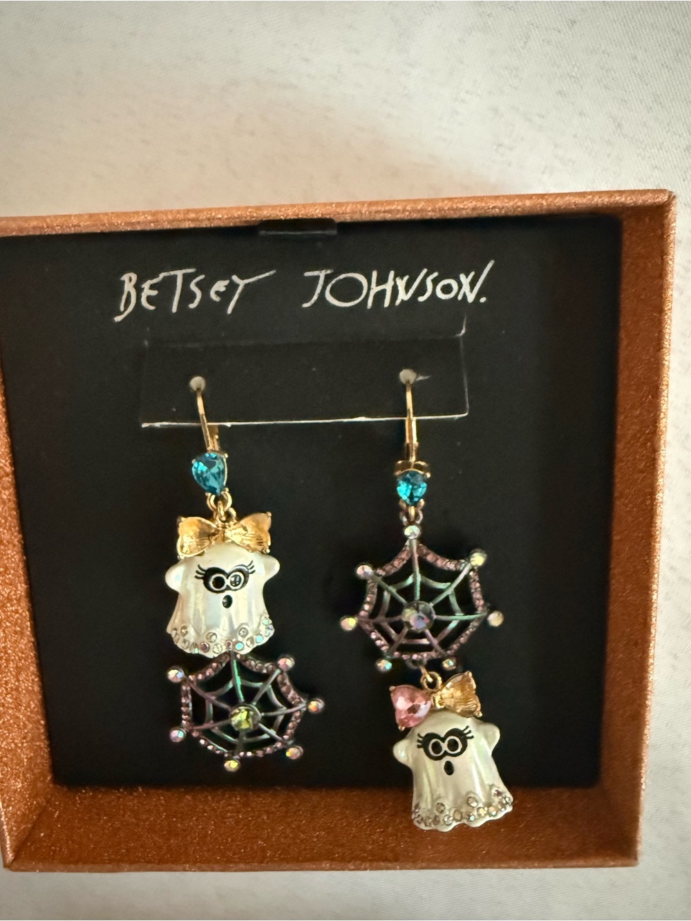 Betsey Johnson Halloween Spiderweb & White Ghost Drop Earrings NIB
